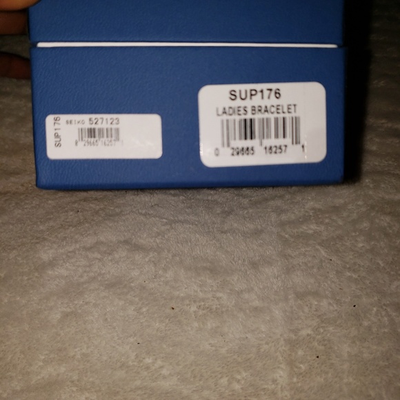 Seiko diamond watch/bracelet - Picture 7 of 7